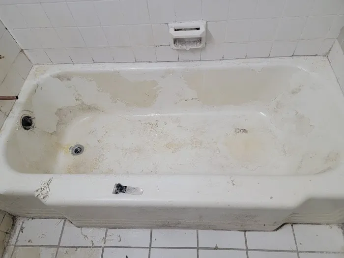 D&E Bathtubs Refinishing, LLC Picture 1