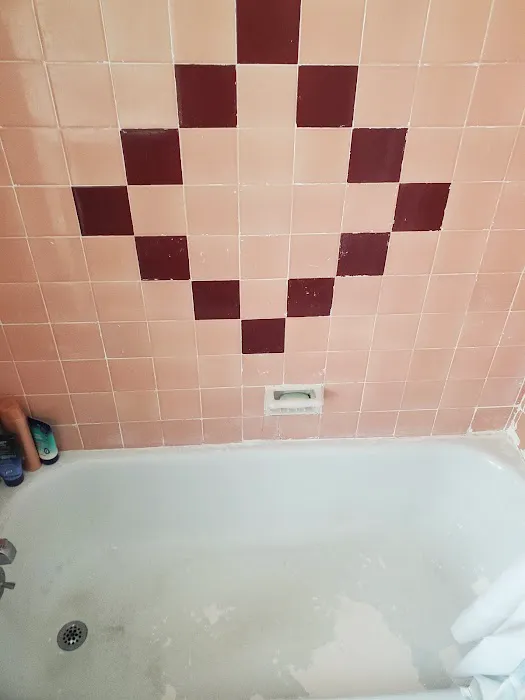 DAB HANDS TUB & TILE REGLAZING, LLC Picture 9