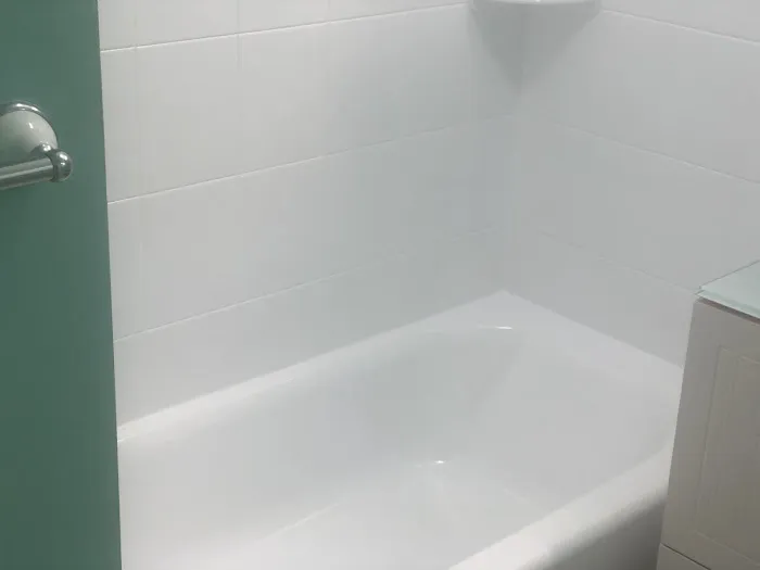 The King Reglazing LLC Picture 6