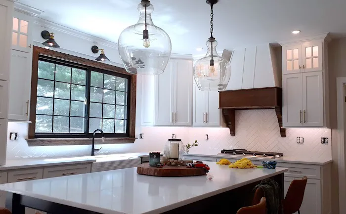 Paravati Kitchen & Bath Picture 3