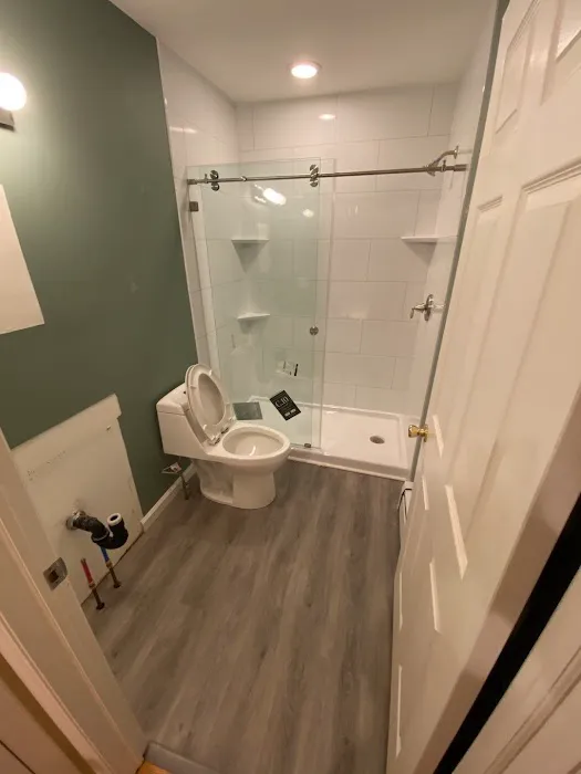Bathroom Pros Picture 10