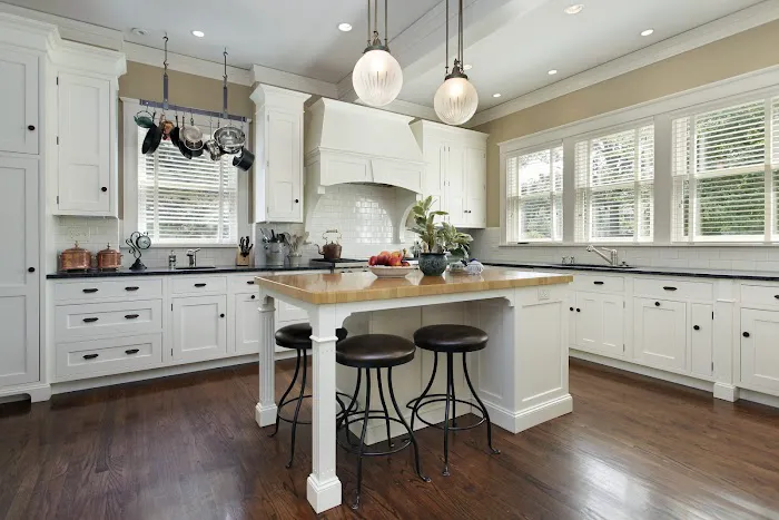 Allura Bath & Kitchen Picture 2
