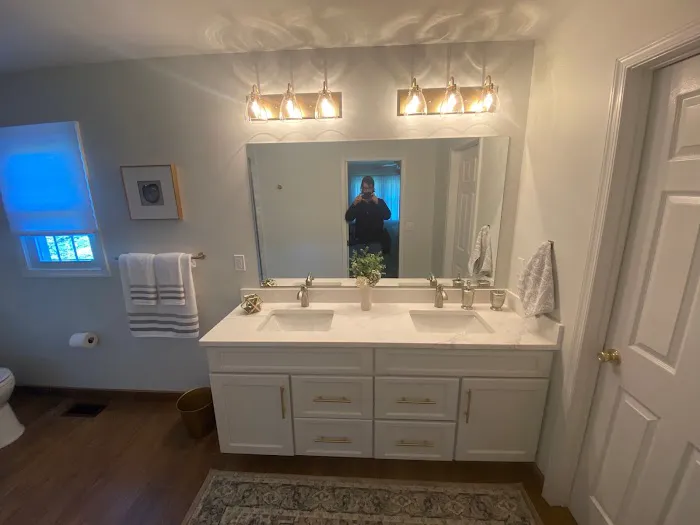 Dreamline Kitchens & Baths Picture 2