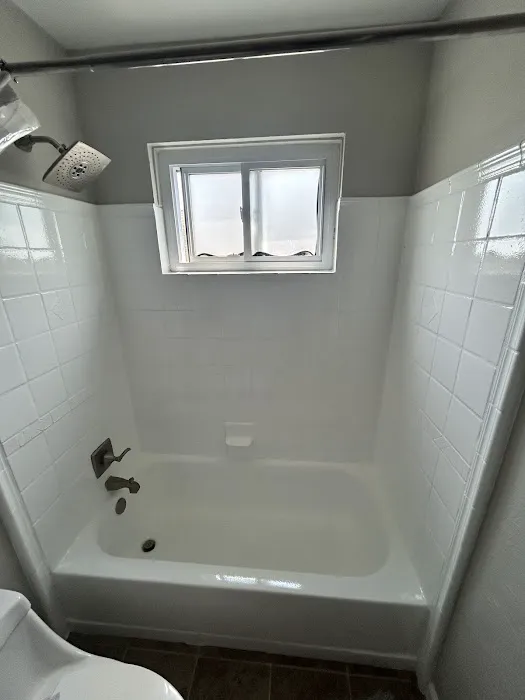 Bathtub Reglazing NY Picture 6