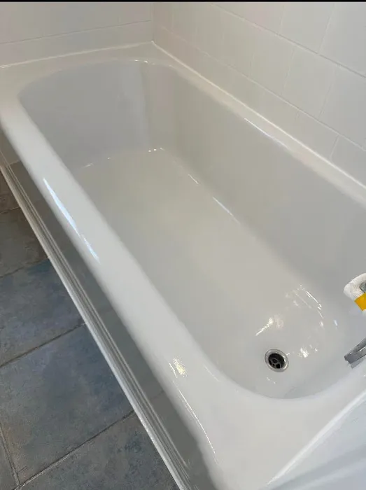 Bathtub Reglazing NY Picture 5