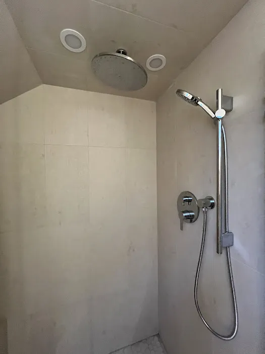 Renovation Refined Picture 3
