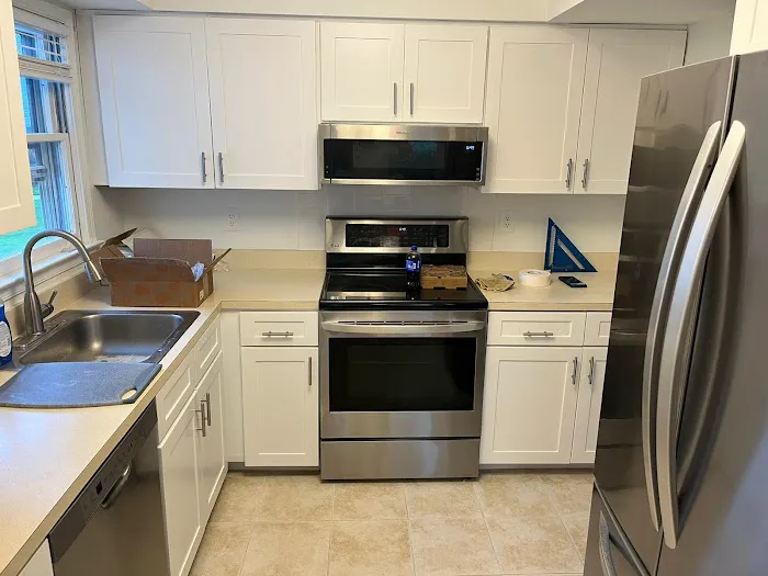 AB Bath REGLAZING LLC Picture 1