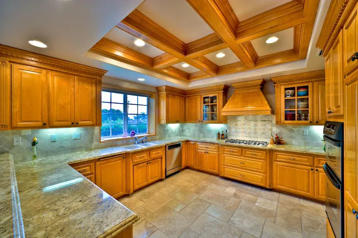 Custom Cabinets & Cabinet Refacing Picture 5