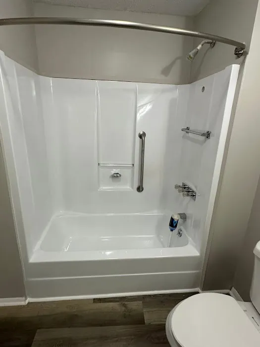 NYC Tub Refinishing Picture 3