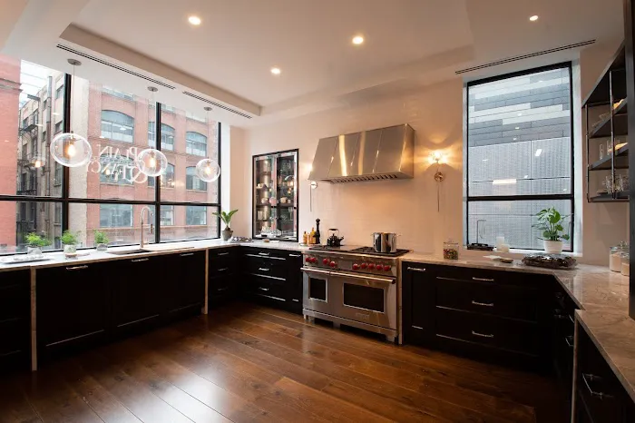 210 Design House Picture 1