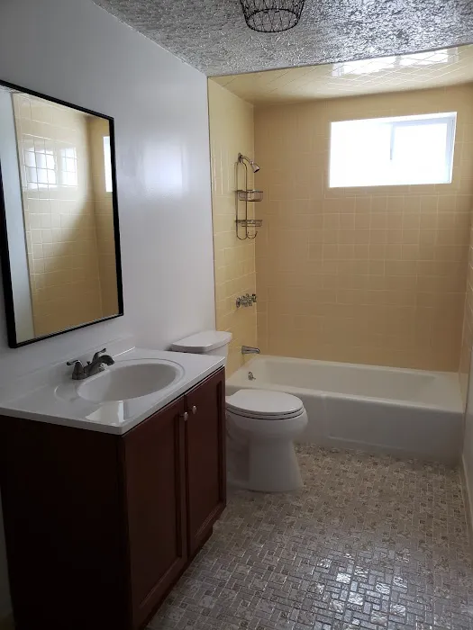 Bathtub Solutions: Bathtub, Tile & Sink Reglazing Picture 5