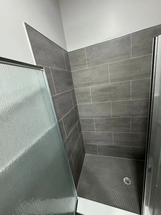MQ Premium Construction LLC Picture 1