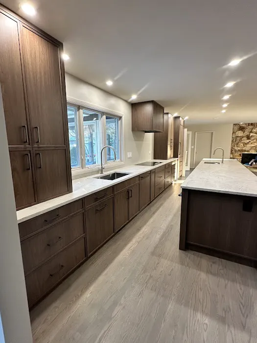 Builders Cabinet Picture 3