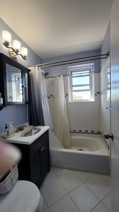 Bath Fitter Picture 8