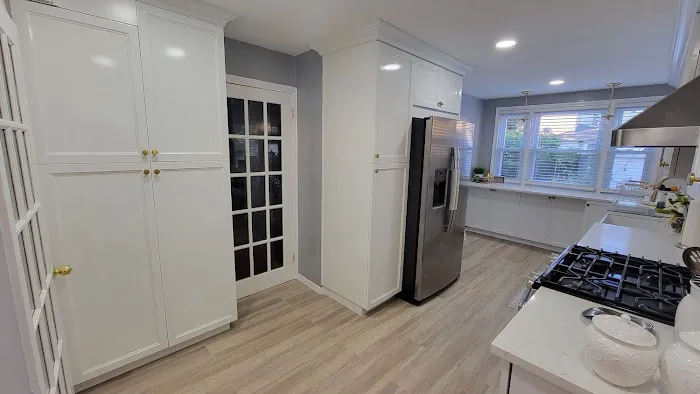 Prestigious Custom Cabinets Picture 5