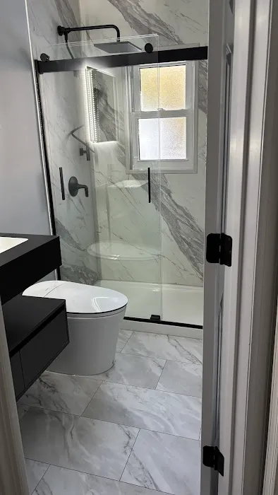 Elite Bathroom Picture 6