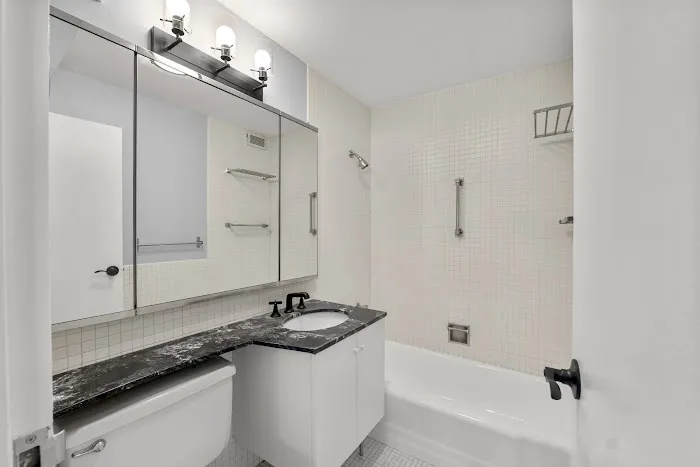 Chicago Reno Picture 6