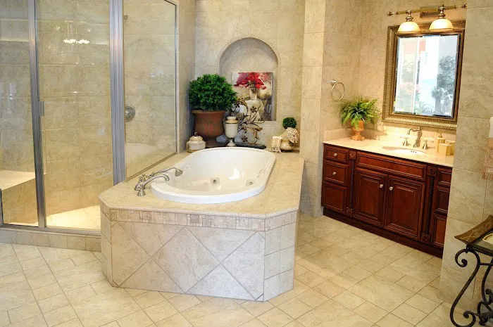 CT Shower and Bath Picture 1