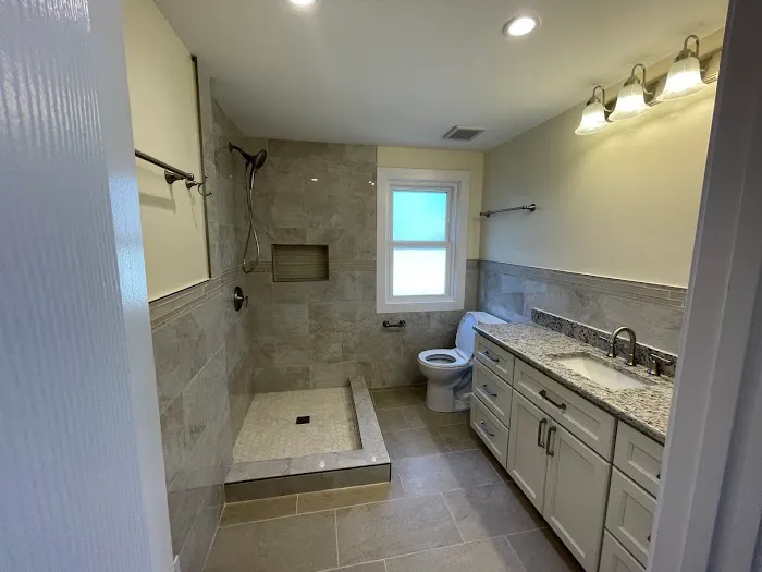 AR REMODELING GROUP LLC Picture 1