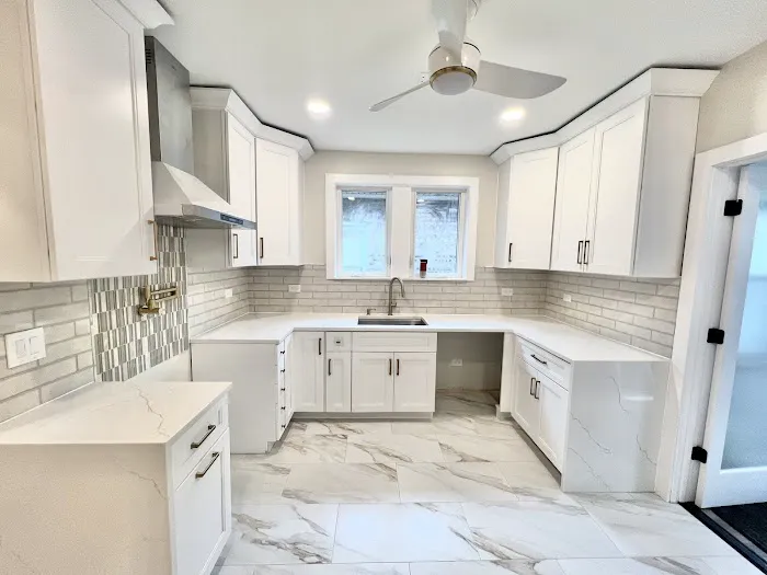 AR REMODELING GROUP LLC Picture 2