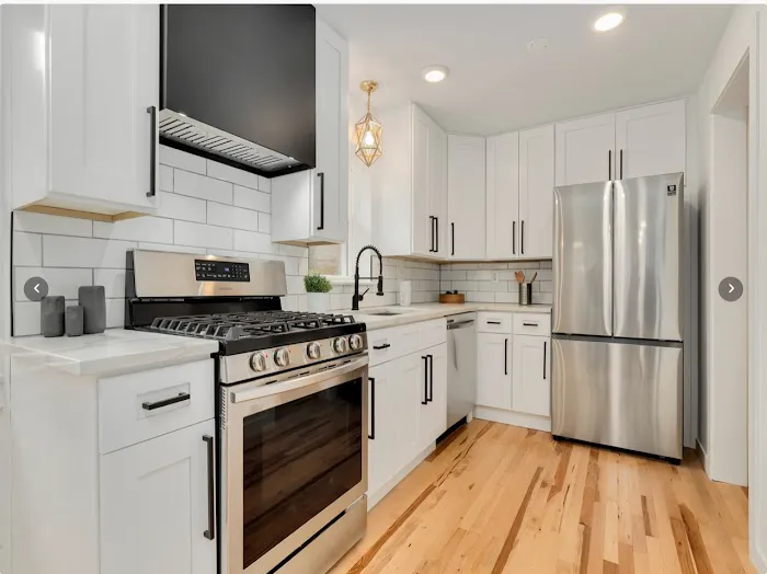 Kitchen Cabinets Deal Picture 9