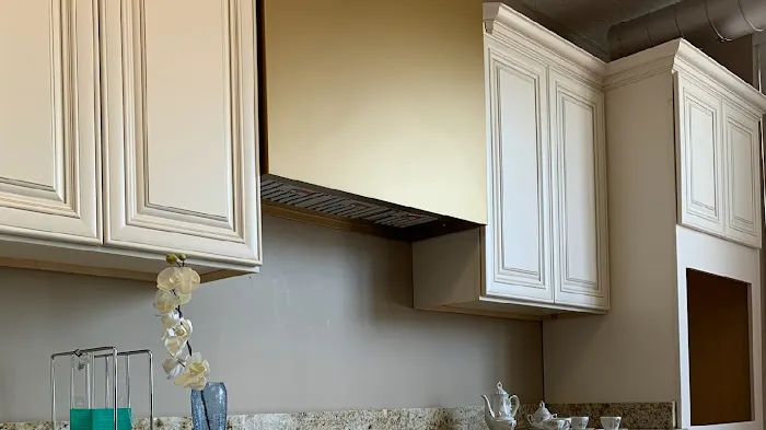Kitchen Cabinets Deal Picture 2