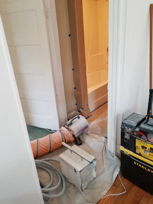 Reglaze7 Inc . Picture 10