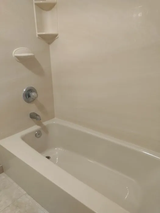 Like-Nu Refinishing Picture 2