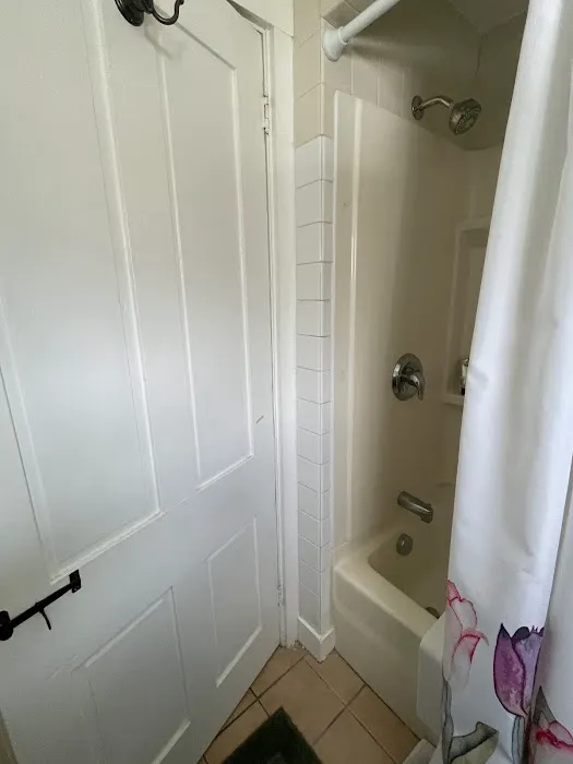 Like-Nu Refinishing Picture 9