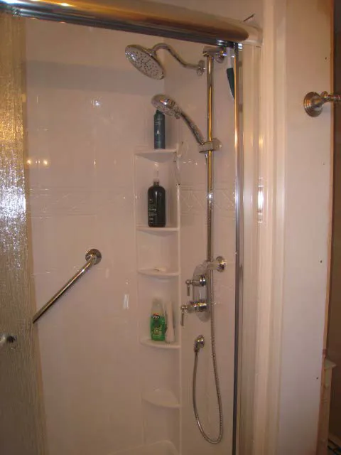 Bath Fitter Picture 8