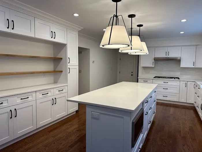US Propaint And Renovation - Painting, Deck, Siding , kitchen and bathroom remodeling Picture 8