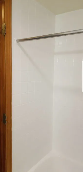 New England Reglaze INC Picture 1