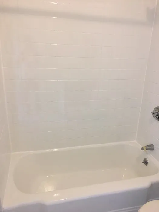 New England Reglaze INC Picture 3