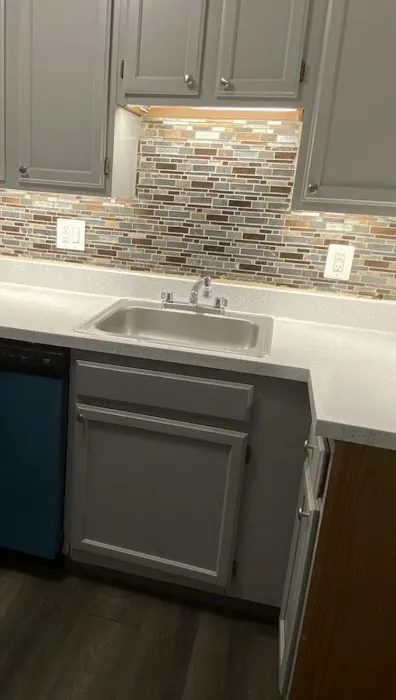 Jack And Jills Reglazing LLC Picture 2