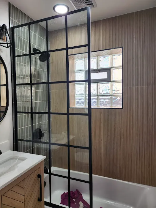 L and E Quality Construction LLC Picture 3