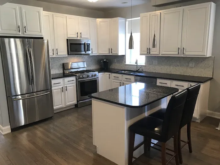 Cabinet Refacing Chicago Picture 5