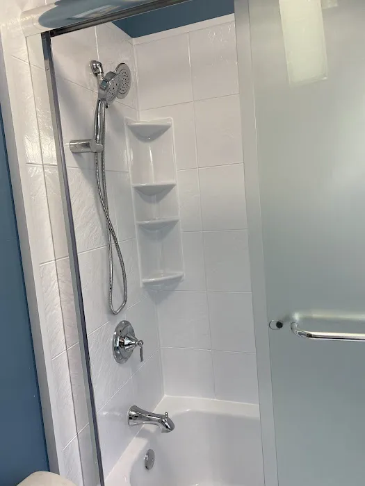 Bath Fitter Picture 10