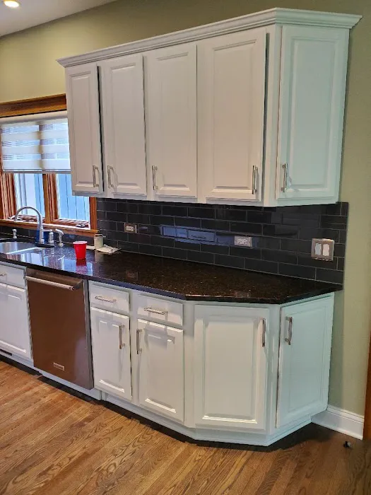 Cook's Kitchen Cabinet Refinishing Picture 7