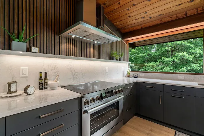 Cape Home Kitchen & Bath Picture 5