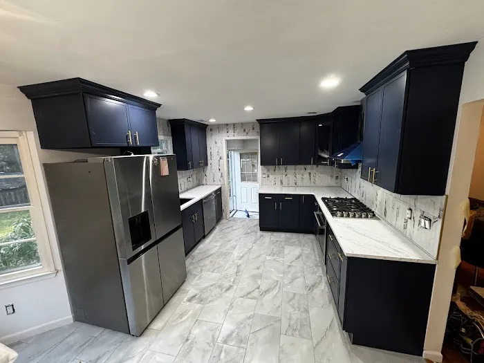 FAVORITE CONSTRUCTION LLC Picture 7
