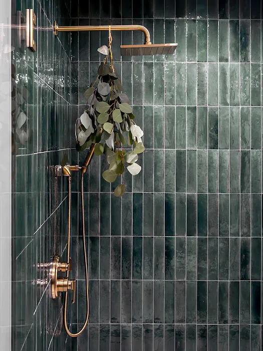 Impressive Bath and Kitchen Picture 8