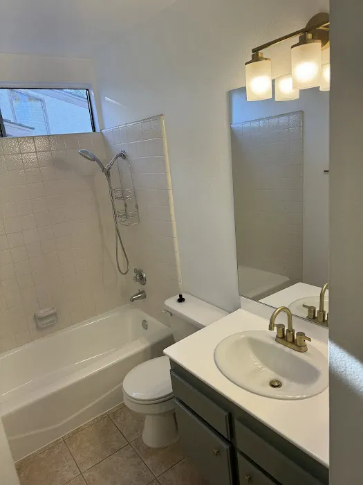 24 Hour Bath Enterprises, Inc. Picture 10