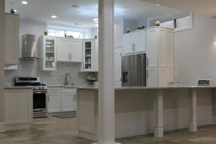 Kitchen and Bath Cabinets Center Picture 5