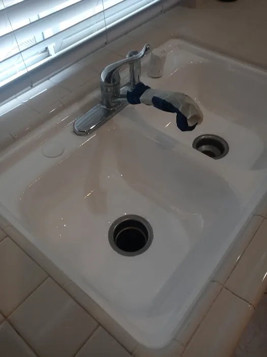 Final Phase Bathtub Refinishing Picture 2