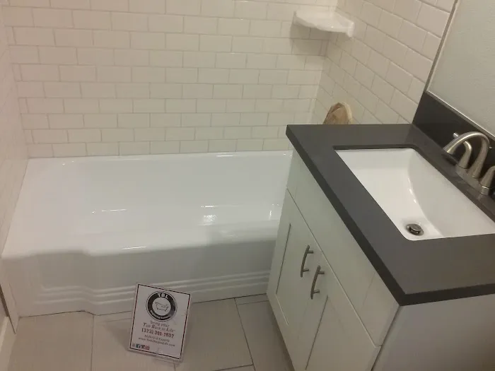 TBL Tubs Back to Life : Repair, Refinishing & Reglazing Services. Great Service Guaranteed Picture 4