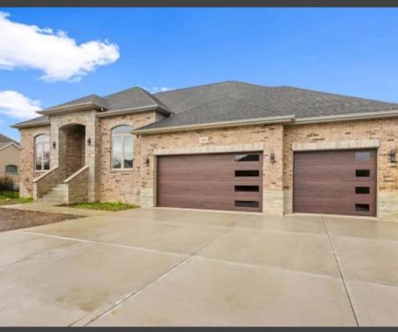 Molek Development LLC