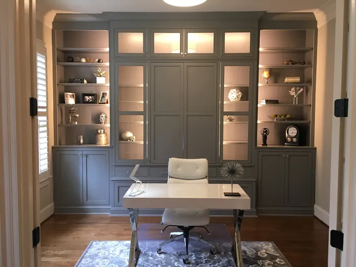 Arezzo Custom Cabinets Picture 4