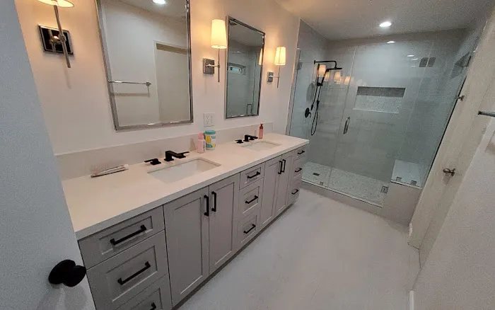 A C & R Construction, Plumbing & Electrical Picture 1