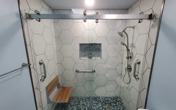 A C & R Construction, Plumbing & Electrical Picture 9