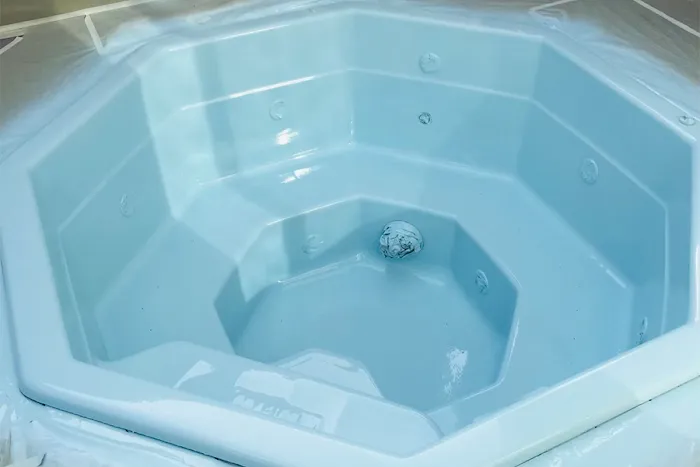 New Shine Bathtub Refinishing Picture 4